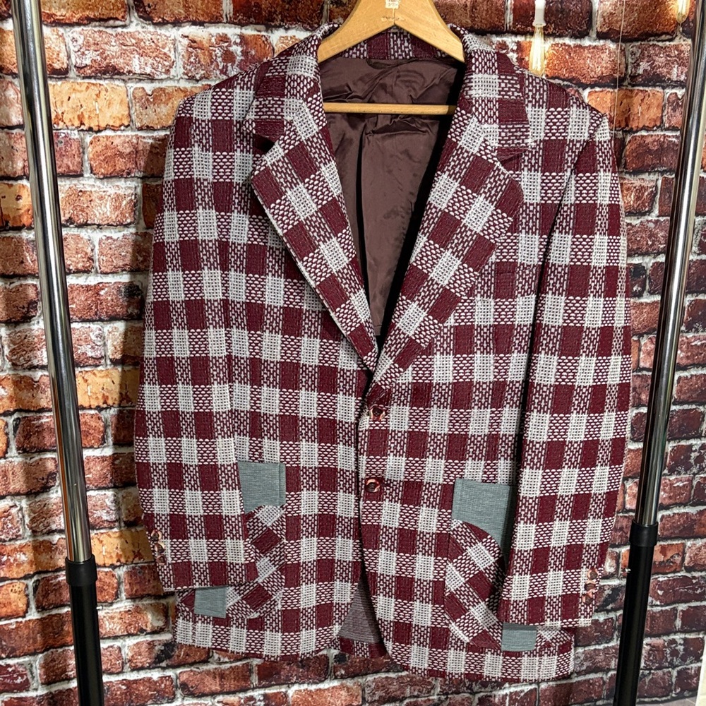 Vintage plaid Checkered Blazer sportscoat Men’s 40 maroon grey textured rocker